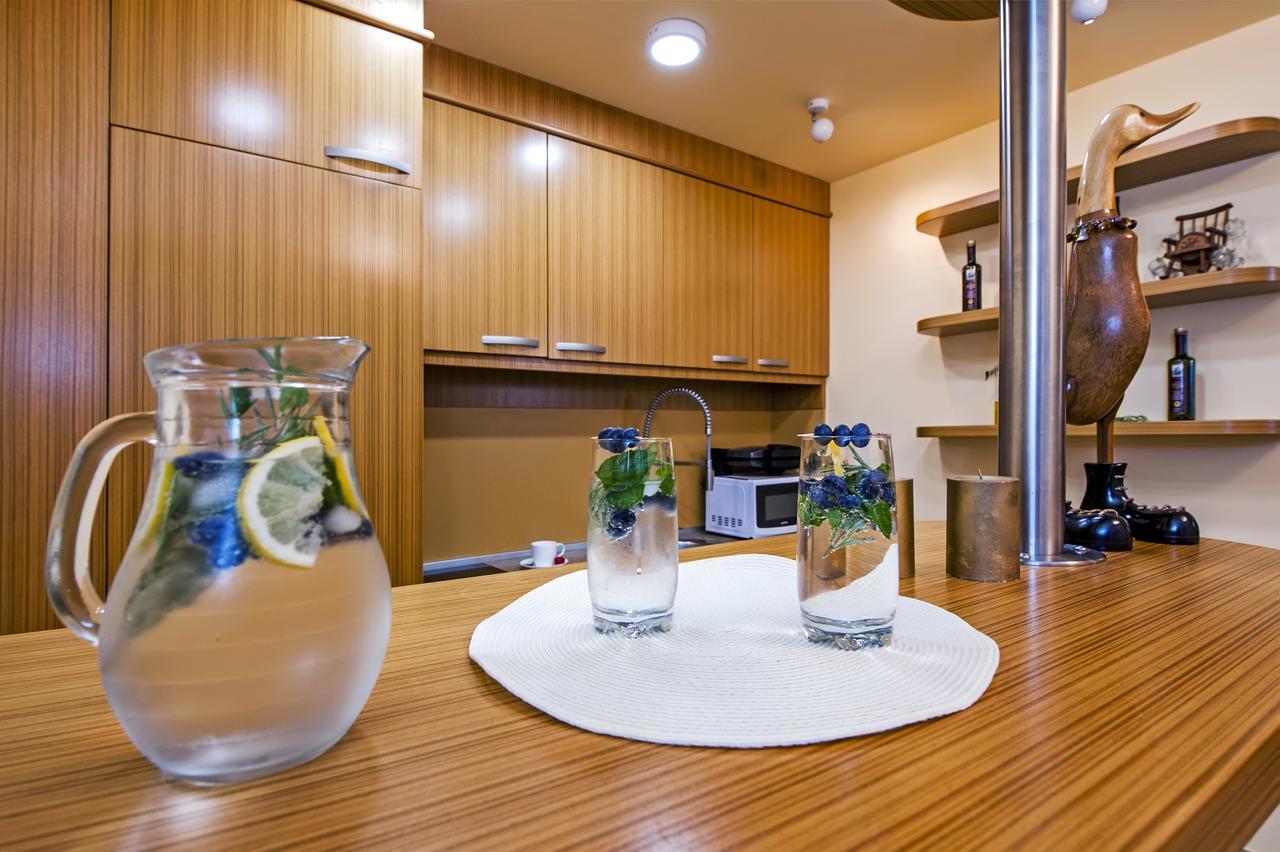 Guest House Golden Goose Rovinj Exterior photo